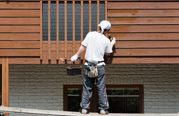 足立区で塗装・塗替えには90余年の歴史を持つ業者が対応します